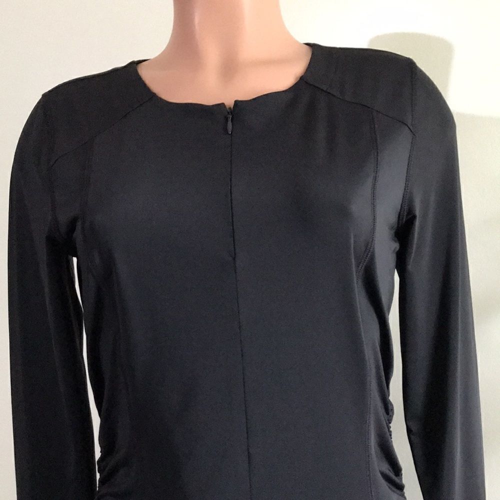 zuda Z-Sol Ruching Detail Knit Top - Picture 8 of 10